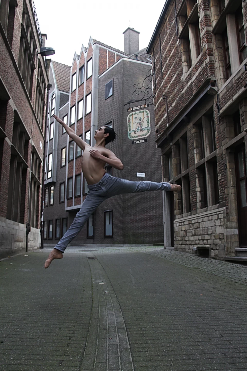 Antwerpen Centraal ontmoet Klassiek Ballet