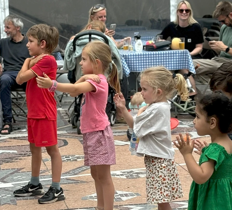Foto's Kerkstraat Plage '24