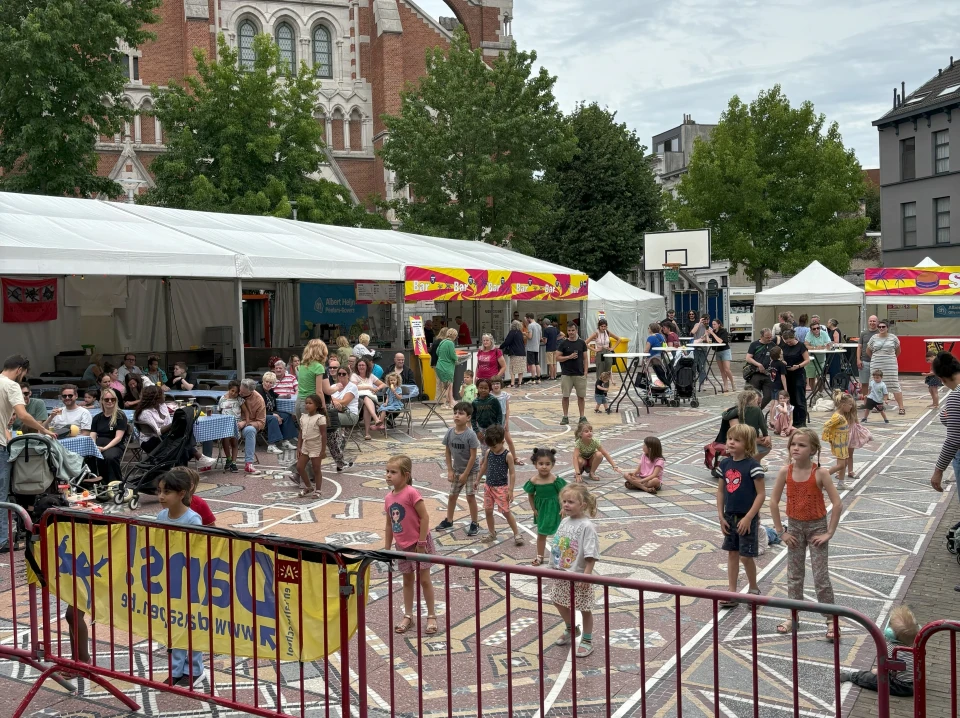 Foto's Kerkstraat Plage '24