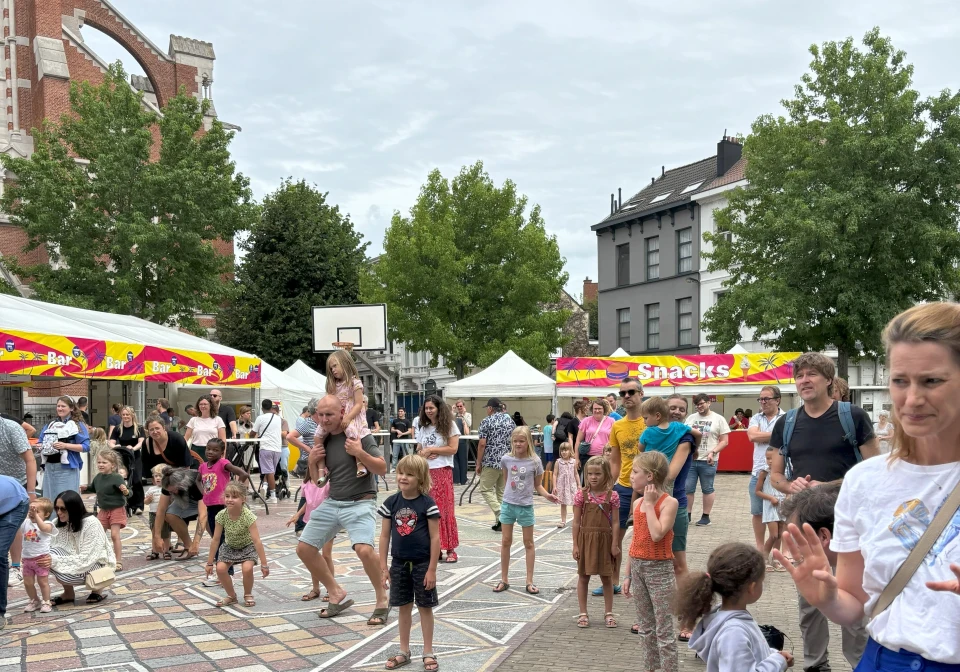 Foto's Kerkstraat Plage '24