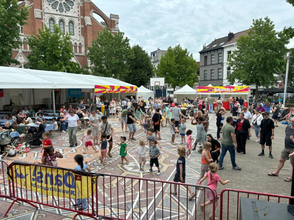 Foto's Kerkstraat Plage '24
