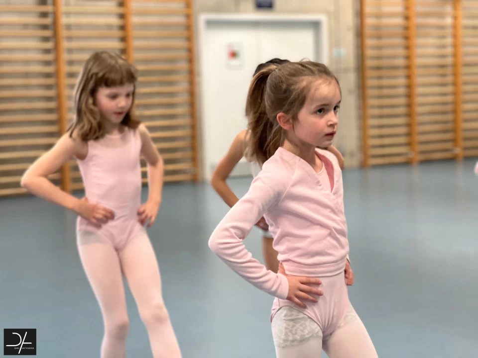 Meekijken bij... Initiatie Klassiek Ballet 6+