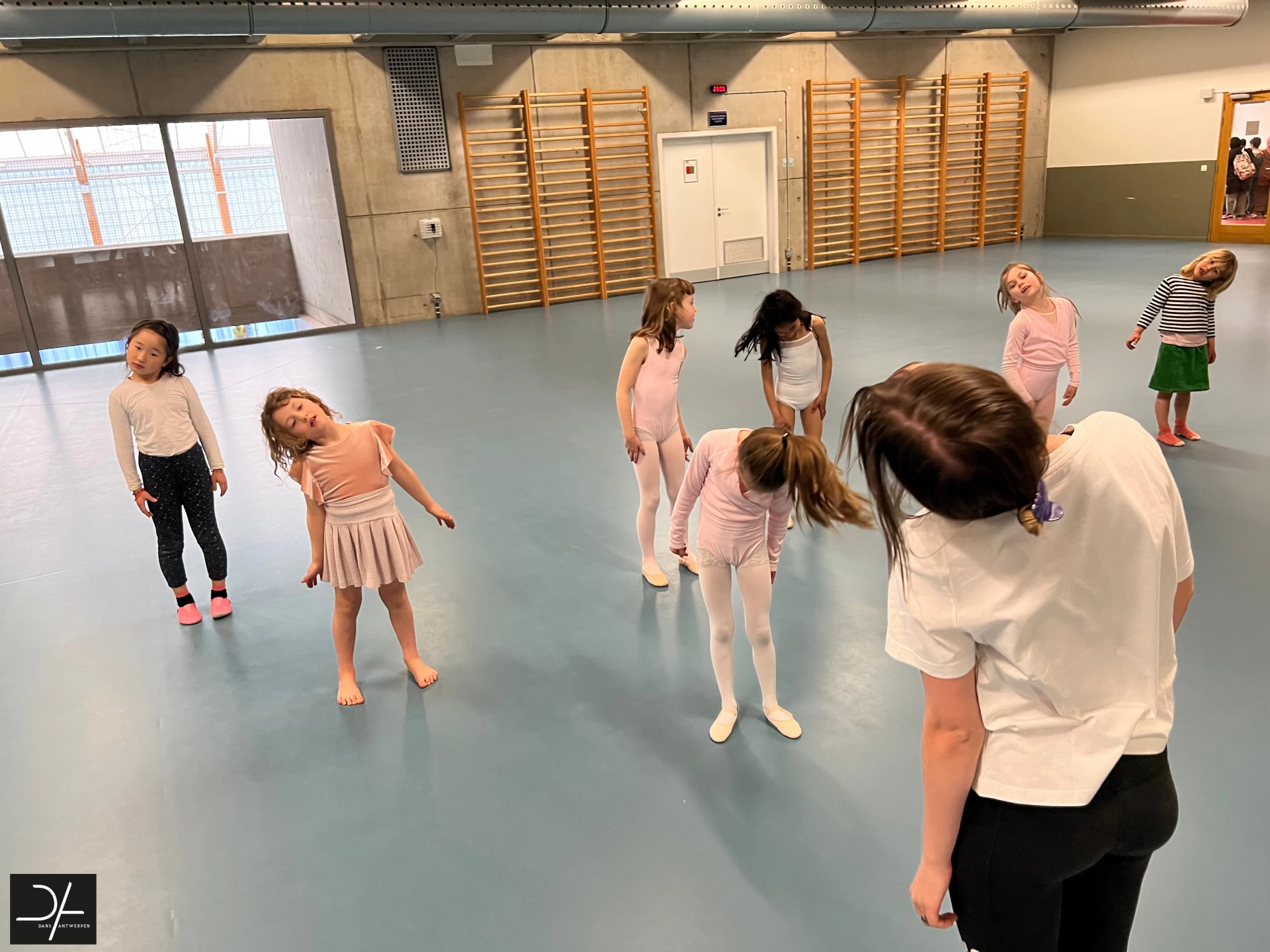 Meekijken bij... Initiatie Klassiek Ballet 6+