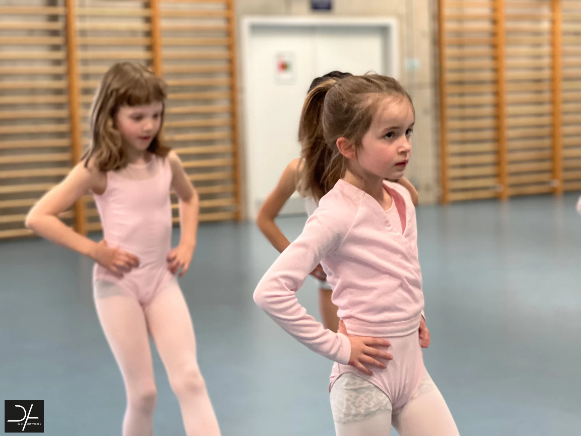 Meekijken bij... Initiatie Klassiek Ballet 6+