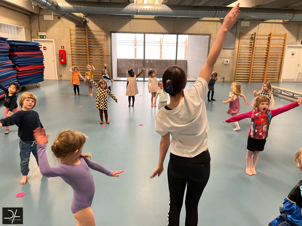 Meekijken bij... Kleuterdans