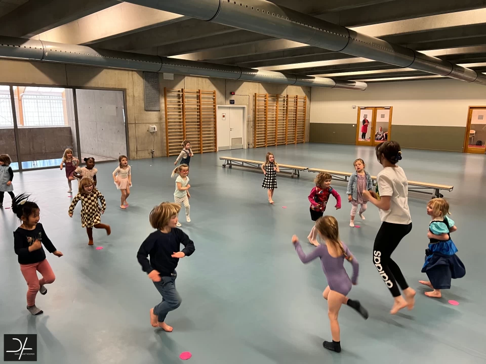 Meekijken bij... Kleuterdans