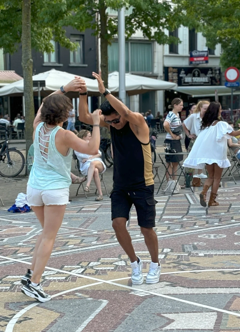 Zomers feestje op het plein #2