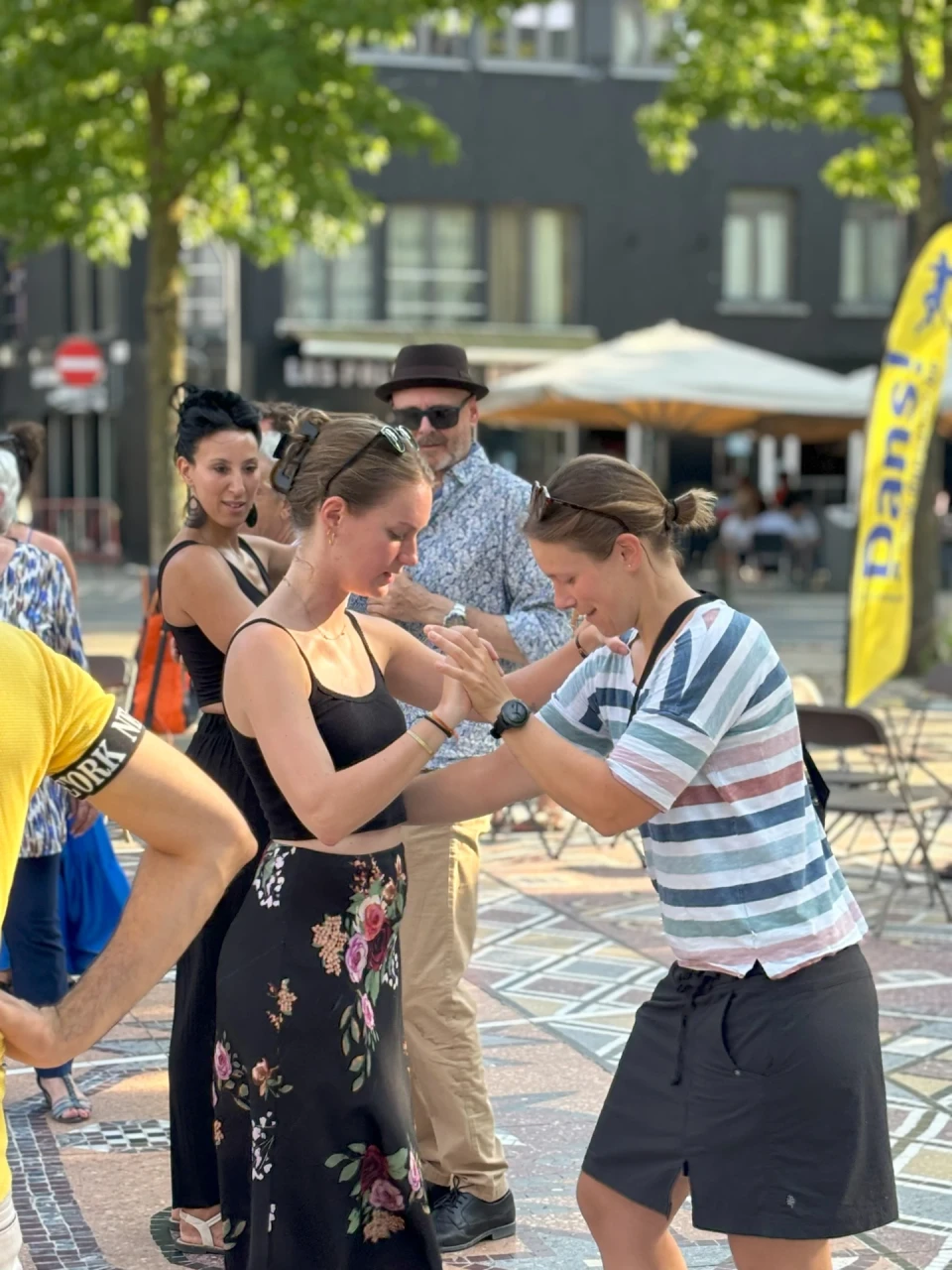Zomers feestje op het plein #2