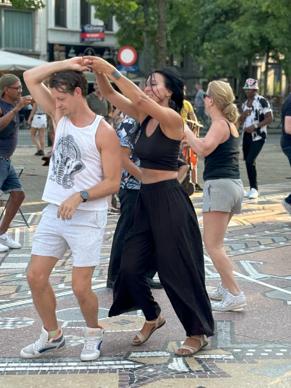 Zomers feestje op het plein #2